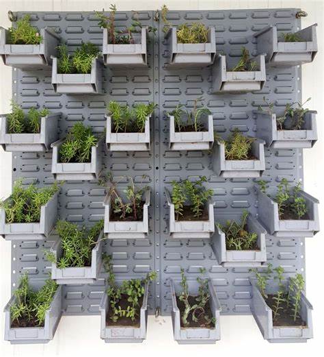 Vertical Gardens in Post-Pandemic Urban Planning