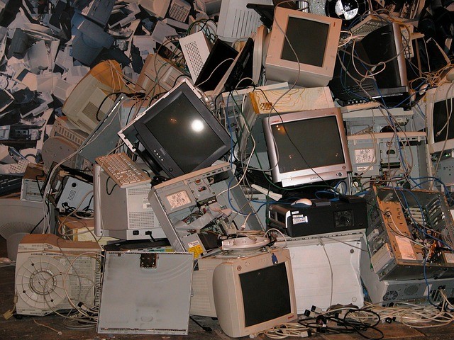 Recycling old Electronics: Tips and Precautions