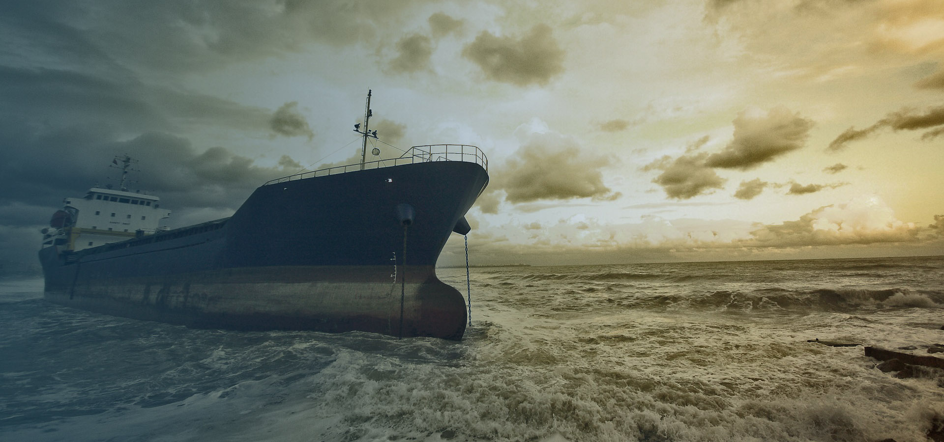 Navigating Legal Waters: Regulatory Frameworks for Ocean Energy