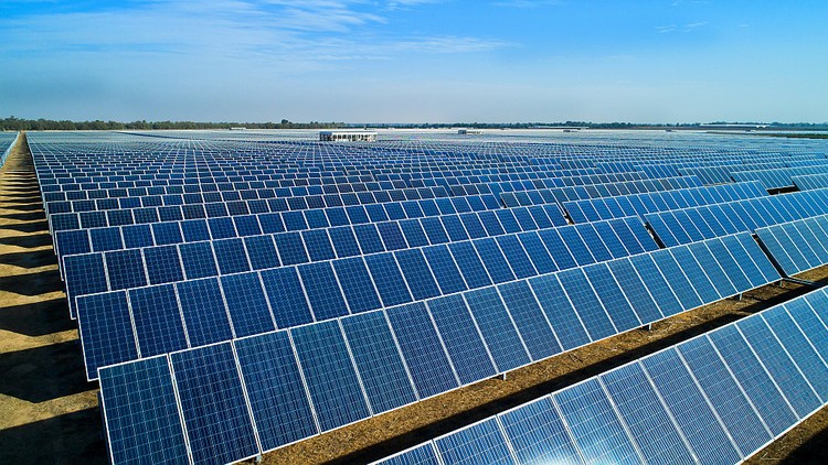 How Solar Energy Strengthens Rural Economies - Featured Image