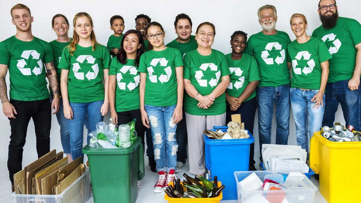 The Social Benefits of Community Recycling Programs