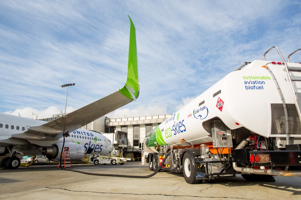 Airlines and Biofuels: Initiatives and Challenges