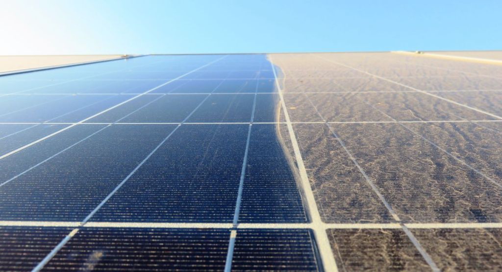 No More Dirty Solar Panels Through this Revolutionary Device
